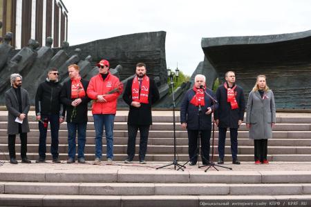 Москва приняла эстафету "Знамя Победы"
