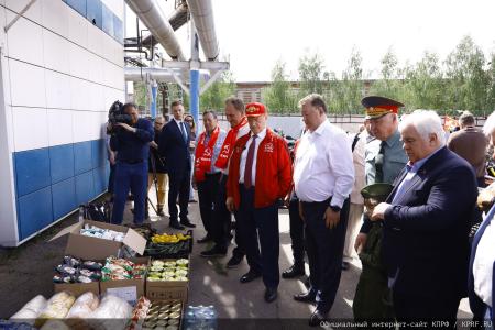 За нашу Победу! 138-й гуманитарный конвой от КПРФ ушел на Донбасс и в Курск