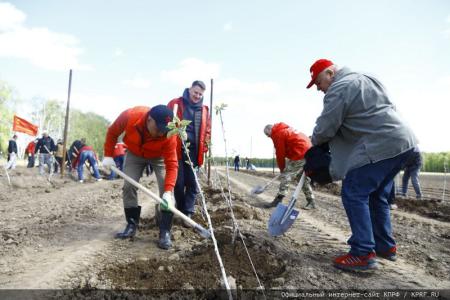 Накануне Дня Победы в Совхозе имени Ленина прошло мероприятие «Сад Победы - сад жизни»