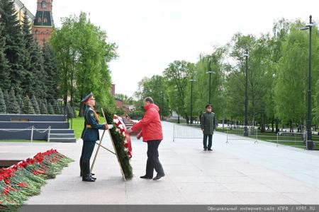 Слава советскому народу-победителю! Репортаж с московской встречи депутатов КПРФ с избирателями в преддверии Дня Победы