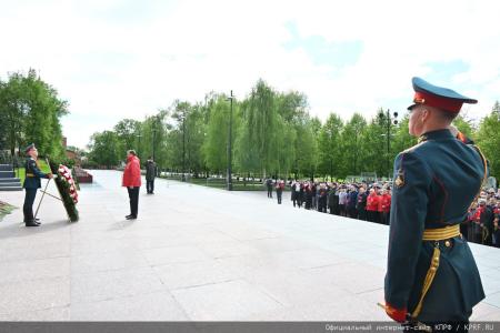 Слава советскому народу-победителю! Репортаж с московской встречи депутатов КПРФ с избирателями в преддверии Дня Победы
