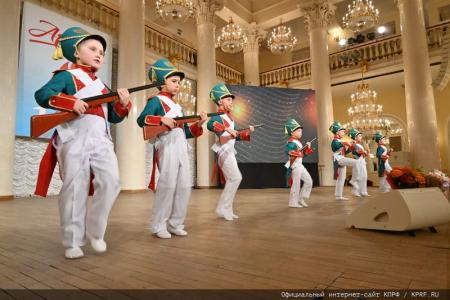 КПРФ провела праздничный концерт, посвященный Дню Ленинской Пионерии и 100-летию детской здравницы «Артек»