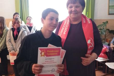 Забайкалье. Нерчинские школьники вступили в ряды пионеров