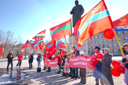 Ямало-Ненецкий автономный округ. Первомай в Салехарде