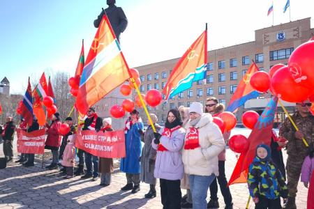 Ямало-Ненецкий автономный округ. Первомай в Салехарде