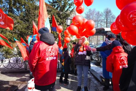 Ямало-Ненецкий автономный округ. Первомай в Салехарде