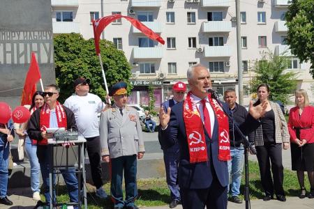 «Россия без буржуев! Россия для рабочих!»: Первомай в Ростове-на-Дону