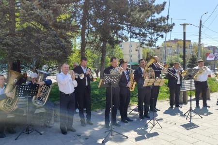 «Россия без буржуев! Россия для рабочих!»: Первомай в Ростове-на-Дону