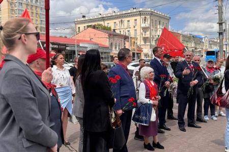 Коммунисты Ростова-на-Дону почтили память Карла Маркса в день его рождения