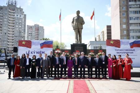 В Ульяновской области встретили официальную рабочую делегацию Социалистической Республики Вьетнам