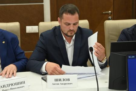 Айрат Гибатдинов принял участие в межведомственном совещании по вопросам протезирования и реабилитации участников и ветеранов СВО