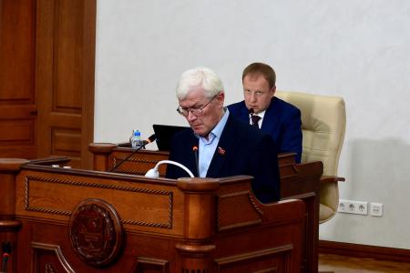 Алтайский край. Фракция КПРФ в АКЗС не поддержала отчет губернатора