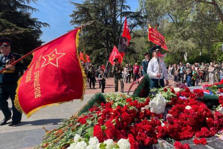 Крым. Коммунисты никогда не забудут подвиг советского народа в годы Великой Отечественной войны