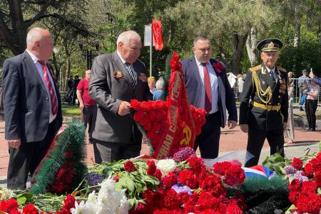 Крым. Коммунисты никогда не забудут подвиг советского народа в годы Великой Отечественной войны
