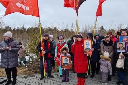 Ямальские коммунисты отпраздновали 80-летие Победы советского народа над фашизмом