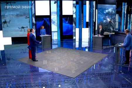 Дмитрий Новиков на Первом канале выразил неприятие практики драпировки Мавзолея Ленина в преддверии Дня Победы