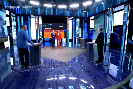 Дмитрий Новиков на Первом канале выразил неприятие практики драпировки Мавзолея Ленина в преддверии Дня Победы