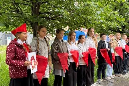 В Самаре прошла торжественная линейка и приём в пионеры