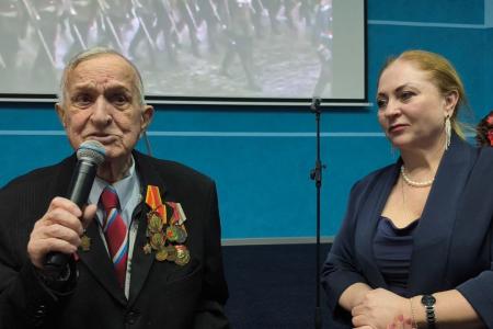 Ямальские коммунисты отпраздновали 80-летие Победы советского народа над фашизмом