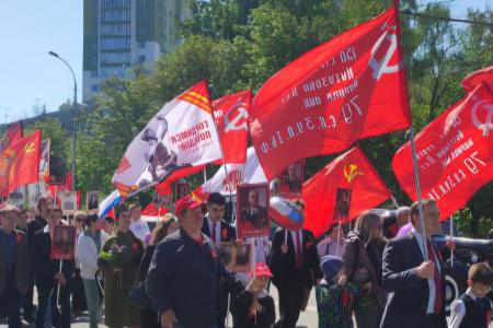 Полутысячным сталинским маршем прошлись по городу пензенцы