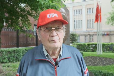 Бюст В.И. Ленина при включении русладовцев обрёл достойное место