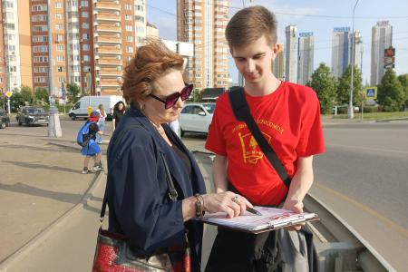 Подмосковные коммунисты: Примером в работе нам служит дело отцов и дедов! А мы не подведем!