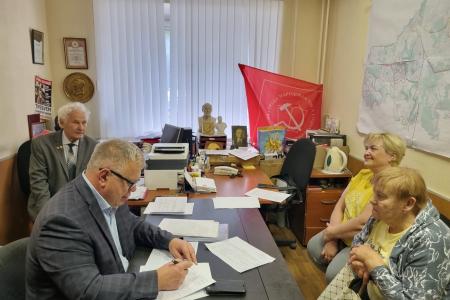 Московская область. Во время депутатского приема Александром Наумовым была оказана помощь многодетной матери, пенсионерам и участнику СВО