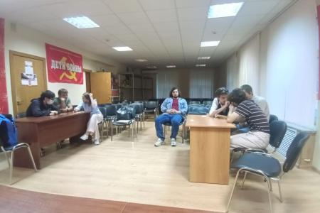 Подмосковные коммунисты: Примером в работе нам служит дело отцов и дедов! А мы не подведем!