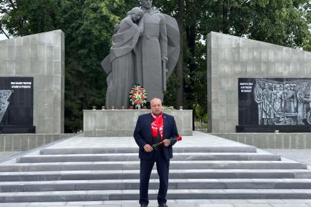 Коммунисты Республики Марий Эл зажгли Свечи Памяти в память о героях Великой Отечественной войны