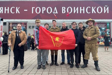 Комсомольцы Брянщины приняли участие в фестивале «Ночь в музее»
