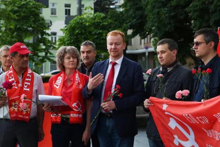 Московские коммунисты почтили память Георгия Димитрова