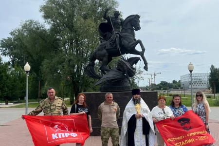 Очередной груз гуманитарной помощи был отправлен коммунистами в зону СВО с Нижегородской земли