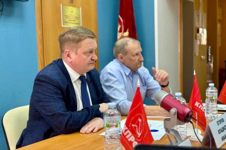 В Нижнем Новгороде состоялся круглый стол посвященный журналу КПРФ «Политическое просвещение» с участием главного редактора Владимира Грызлова
