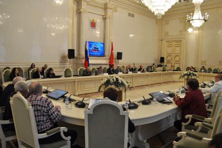 По инициативе КПРФ в Законодательном собрании Санкт-Петербурга обсудили проблемы культуры