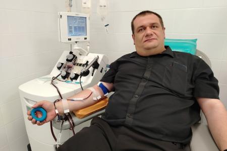 Свердловские коммунисты и комсомольцы вновь стали донорами для тяжелобольных детей