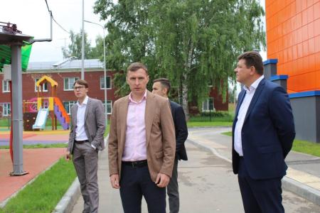 Мария Дробот оценила работу реабилитационного центра для детей и подростков с ОВЗ в Глазове