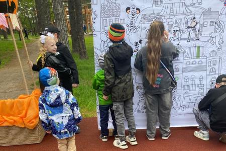 Коммунисты Томской области – ребятам в Международный день защиты детей