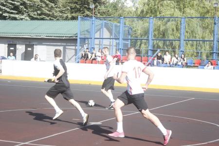 Команда «Калуга-КПРФ» продемонстрировала высокие спортивные достижения в мини-футболе