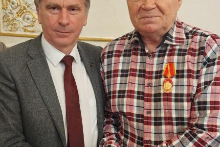 По инициативе КПРФ в Законодательном собрании Санкт-Петербурга обсудили проблемы культуры
