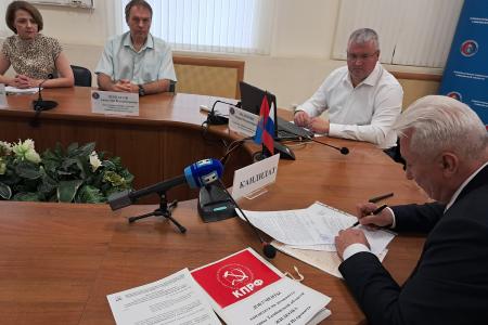 Представлены документы на выдвижение кандидата на должность Главы Тамбовской области