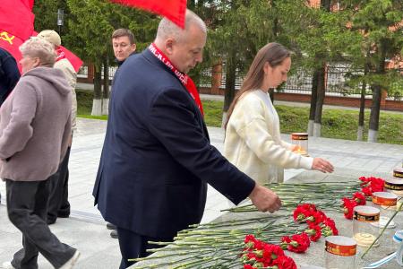 Коммунисты Республики Марий Эл зажгли Свечи Памяти в память о героях Великой Отечественной войны