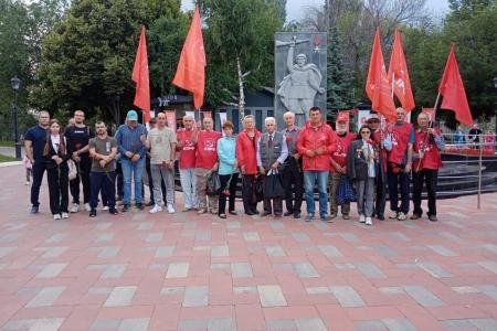 Коммунисты Самарской области почтили память погибших во время Великой Отечественной войны