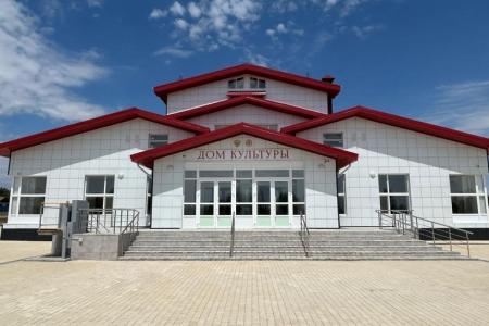 Глава фракции КПРФ в парламенте Калмыкии Николай Нуров провел встречу с избирателями в поселке Кетченеры