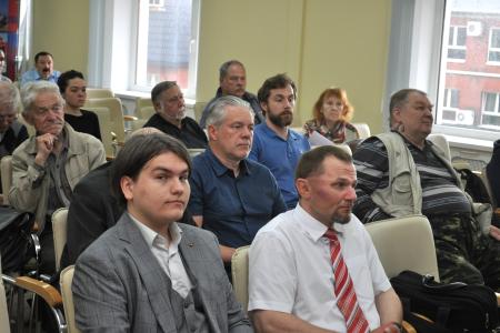 Коммунисты Санкт-Петербурга обсудили отчетный доклад к Съезду