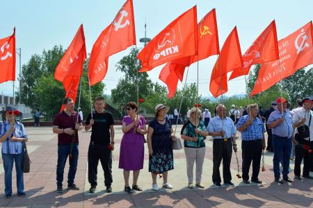 Коммунисты Забайкалья почтили павших в годы Великой Отечественной войны