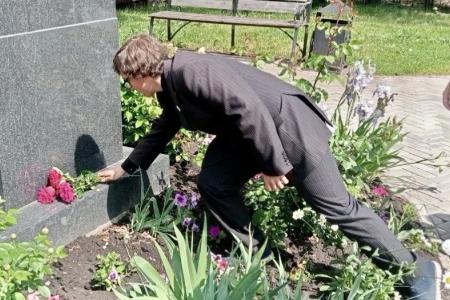 Тульский обком КПРФ провел акцию, посвященную Международному дню русского языка