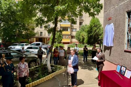 Краснодар. Депутаты КПРФ городской Думы приняли участие в открытии мемориальной доски А.Н. Вострикова