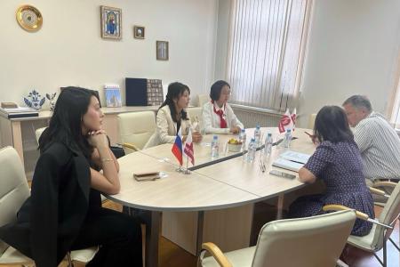 В Москву прибыла делегация Пхеньянского университета иностранных языков