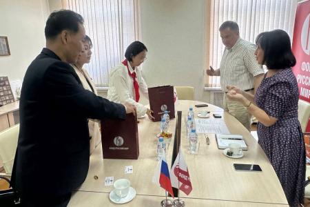 В Москву прибыла делегация Пхеньянского университета иностранных языков