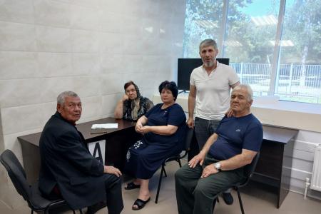Коммунисты Карачаево-Черкесии одобряют Политический отчет ЦК КПРФ XIX съезду партии, пополняя свои ряды участниками СВО